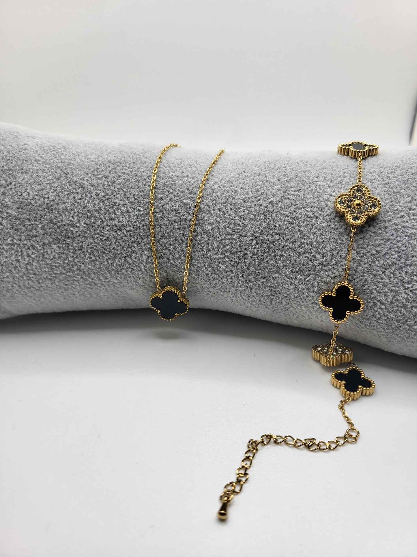 Clover Necklace and Bracelet Set